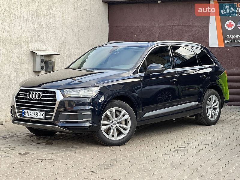 Внедорожник / Кроссовер Audi Q7 2017 в Киеве