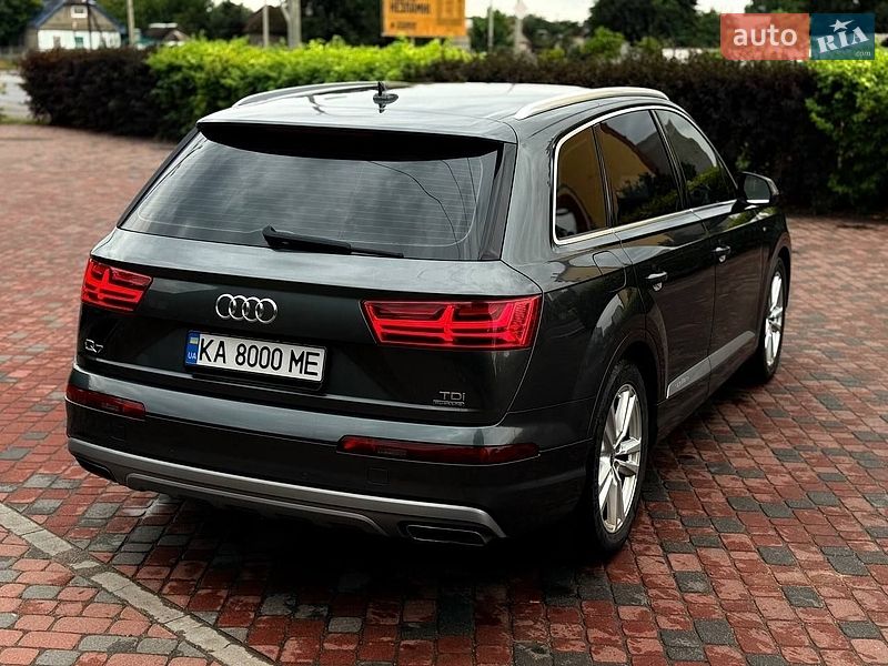 Внедорожник / Кроссовер Audi Q7 2015 в Кропивницком