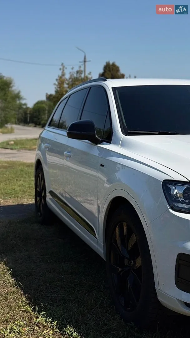2017 Audi Q7 - мініатюра 2