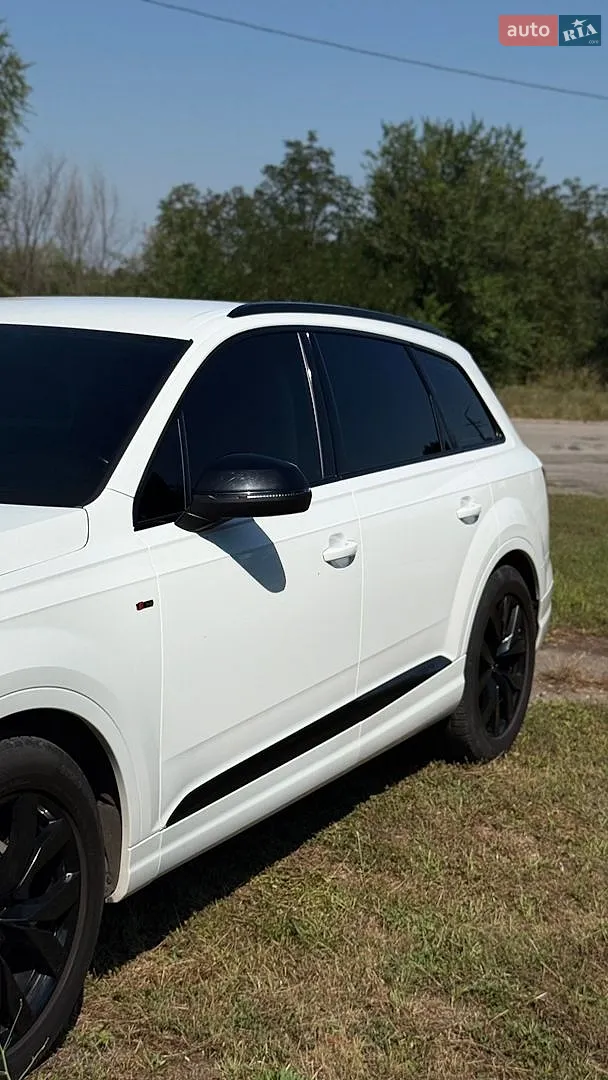 2017 Audi Q7 - мініатюра 20