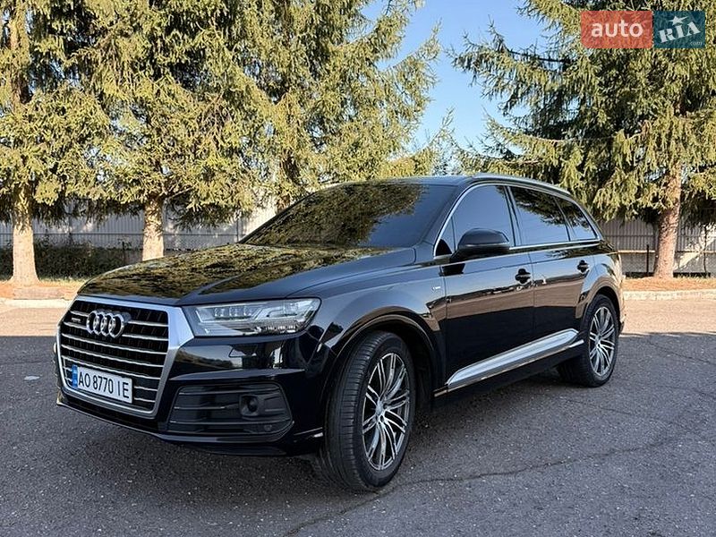 Внедорожник / Кроссовер Audi Q7 2015 в Хусте Внедорожник / Кроссовер Audi Q7 2015 в Хусте