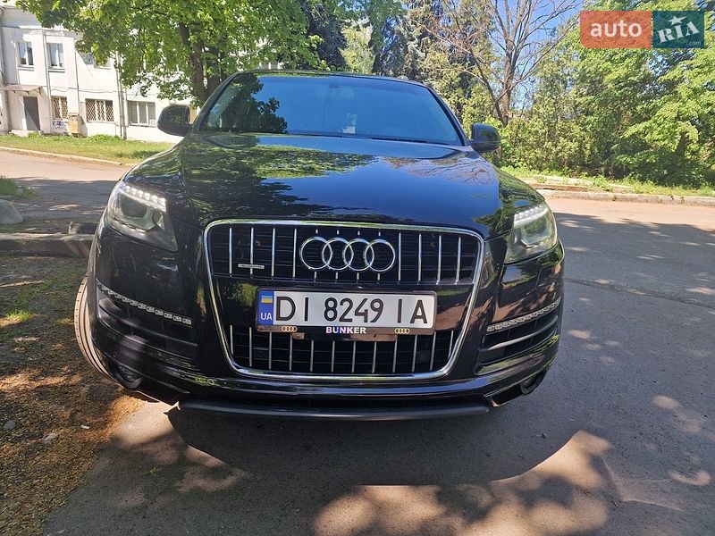 Позашляховик / Кросовер Audi Q7 2014 в Києві