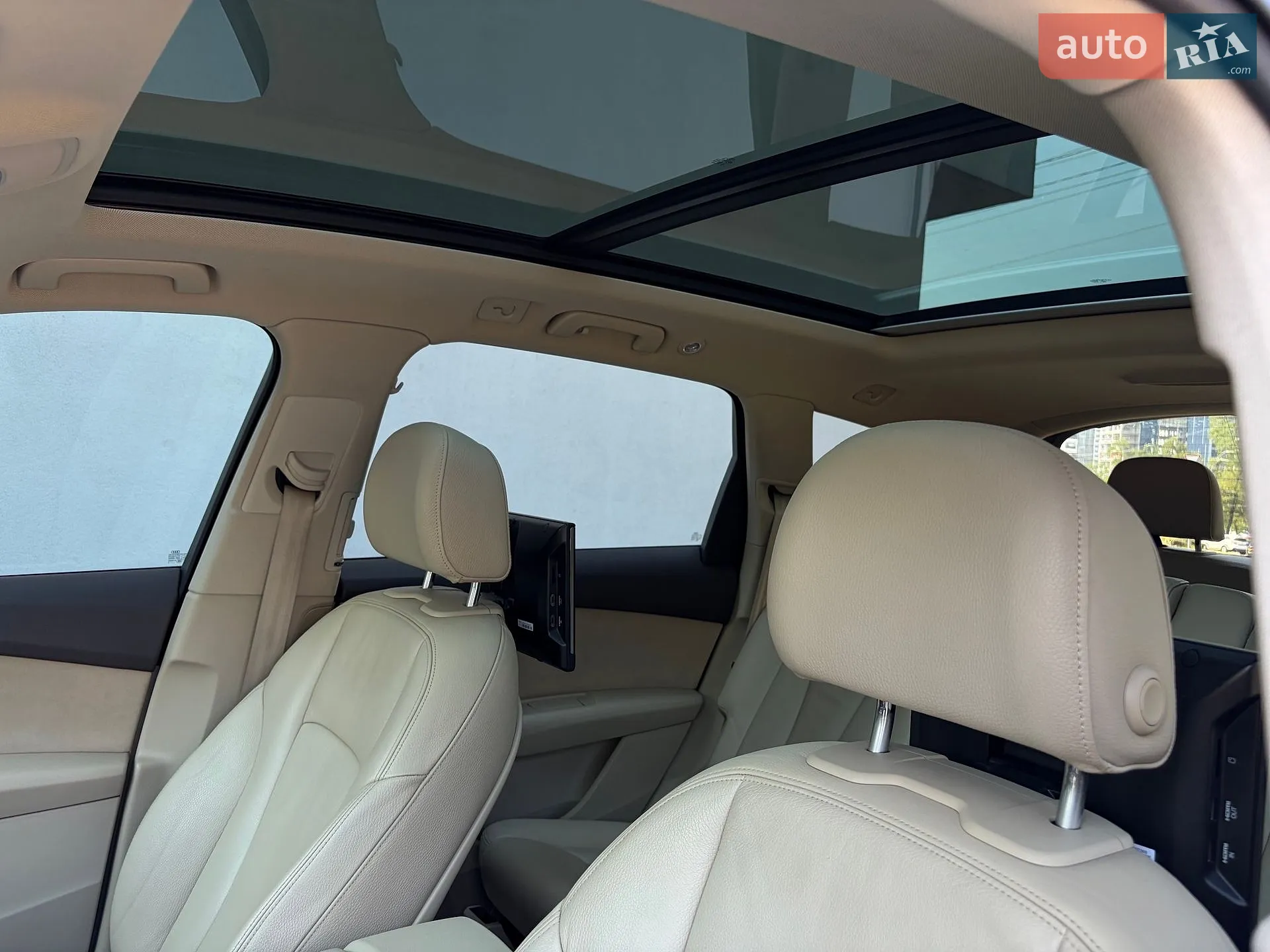 2016 Audi Q7 - мініатюра 28