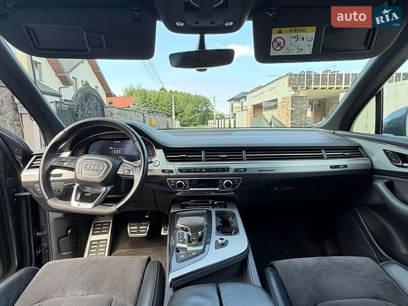 Внедорожник / Кроссовер Audi Q7 2017 в Львове