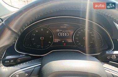 Позашляховик / Кросовер Audi Q7 2017 в Східниці