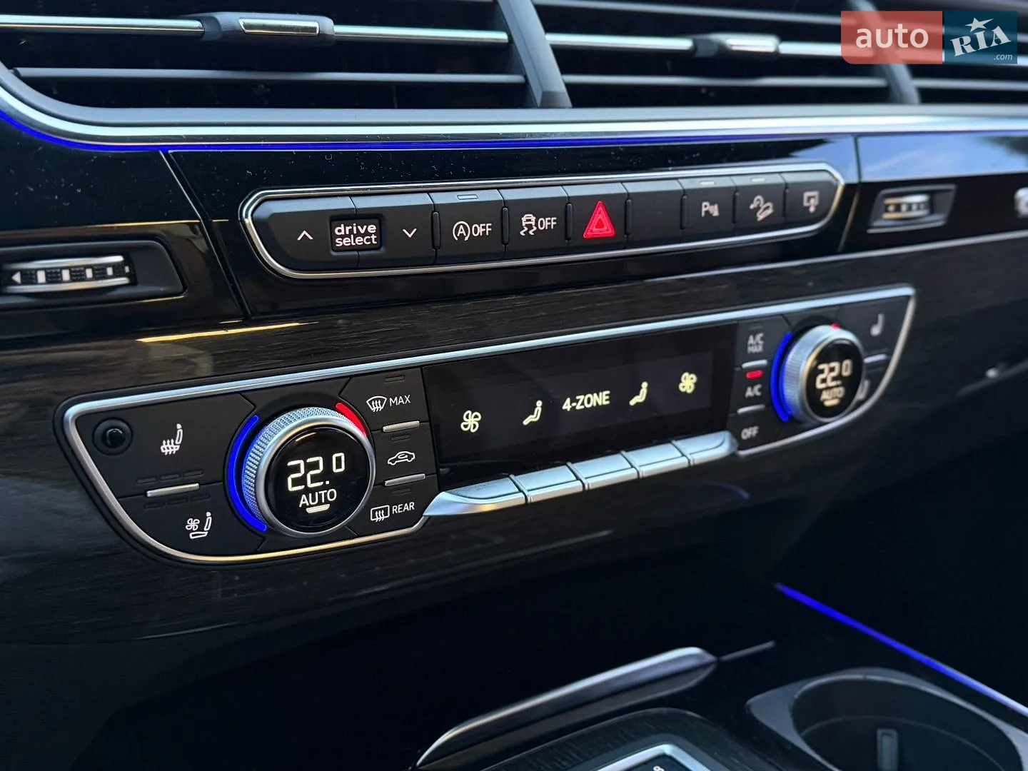 2017 Audi Q7 - мініатюра 51