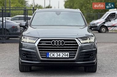 Внедорожник / Кроссовер Audi Q7 2017 в Львове