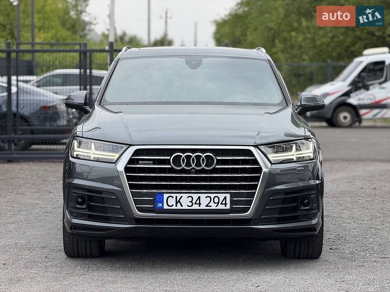 Внедорожник / Кроссовер Audi Q7 2017 в Львове