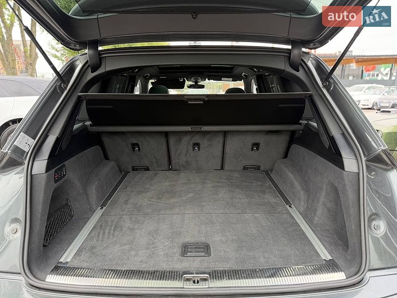 Внедорожник / Кроссовер Audi Q7 2017 в Львове
