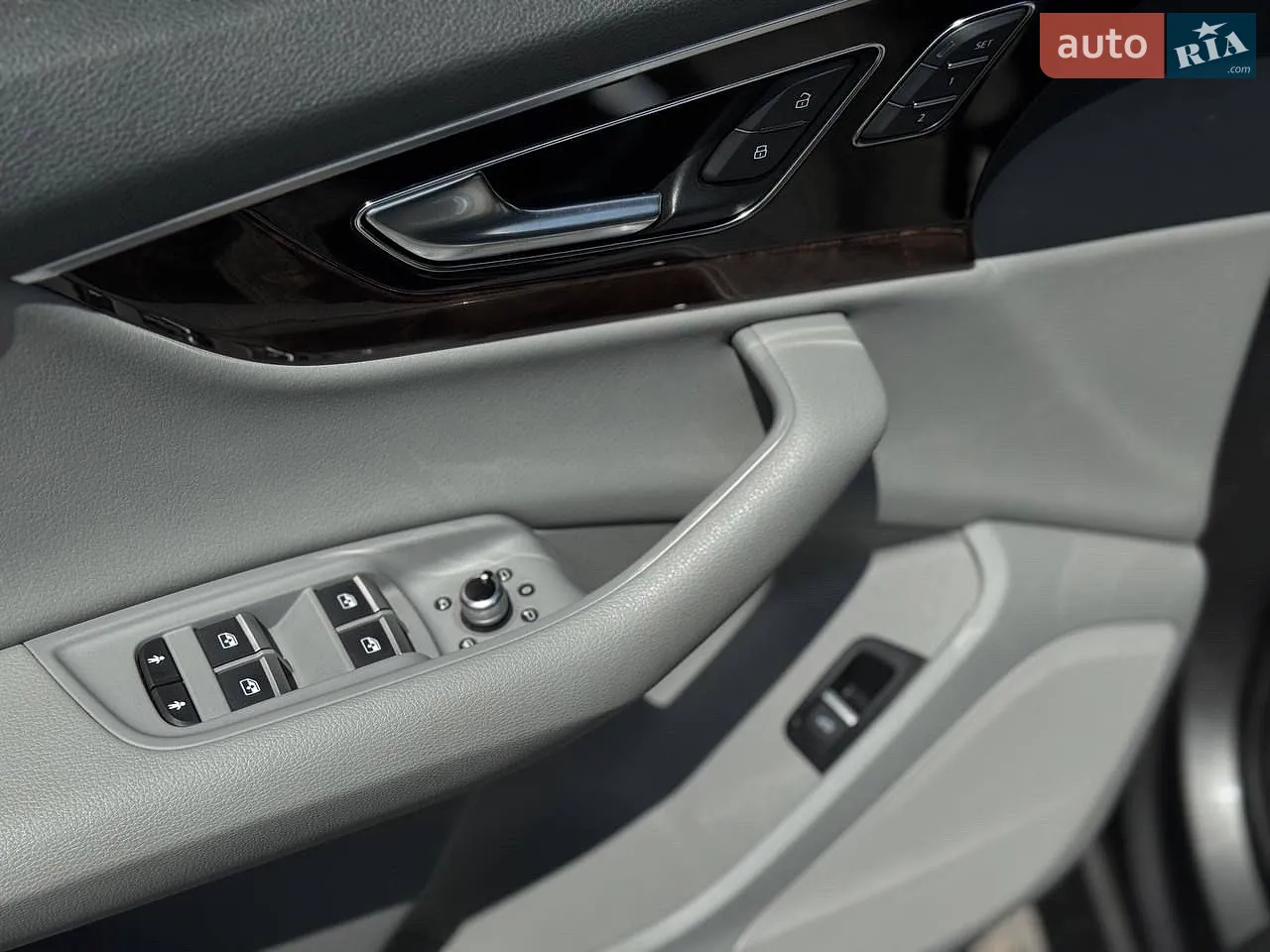 2016 Audi Q7 - мініатюра 25