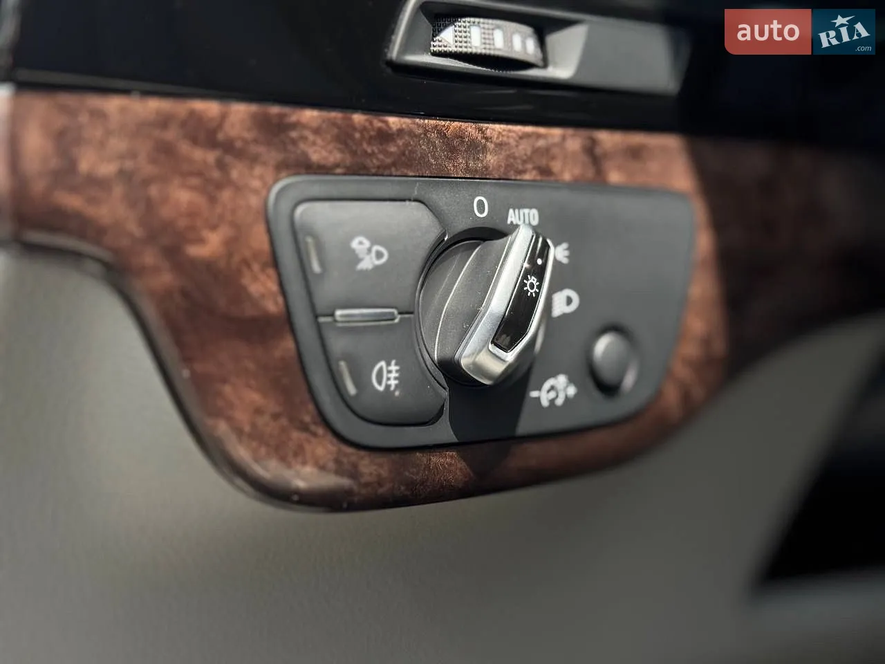 2016 Audi Q7 - мініатюра 26