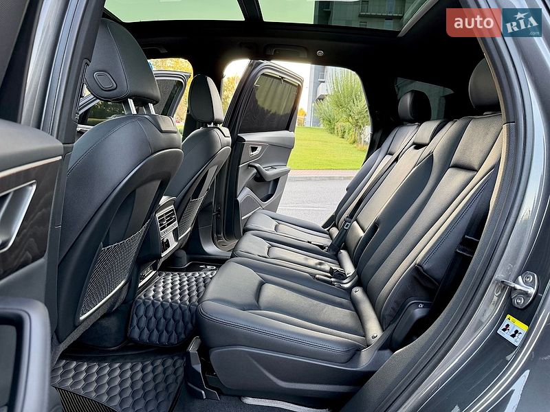 Внедорожник / Кроссовер Audi Q7 2023 в Киеве фото 58 Внедорожник / Кроссовер Audi Q7 2023 в Киеве