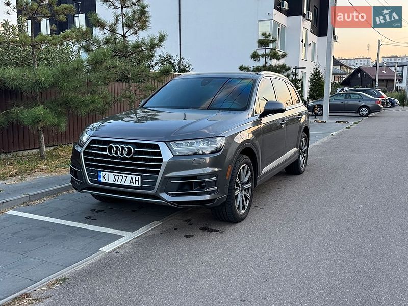 Внедорожник / Кроссовер Audi Q7 2018 в Киеве