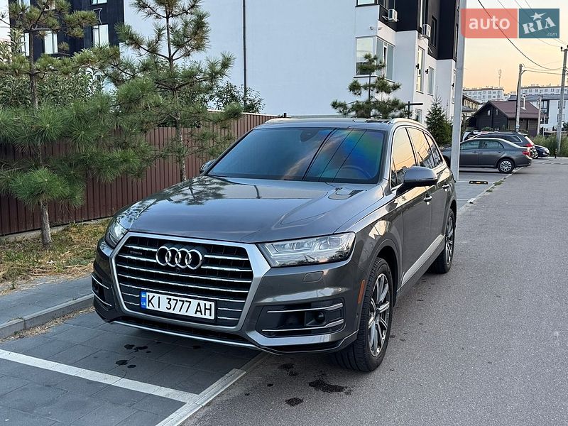 Внедорожник / Кроссовер Audi Q7 2018 в Киеве