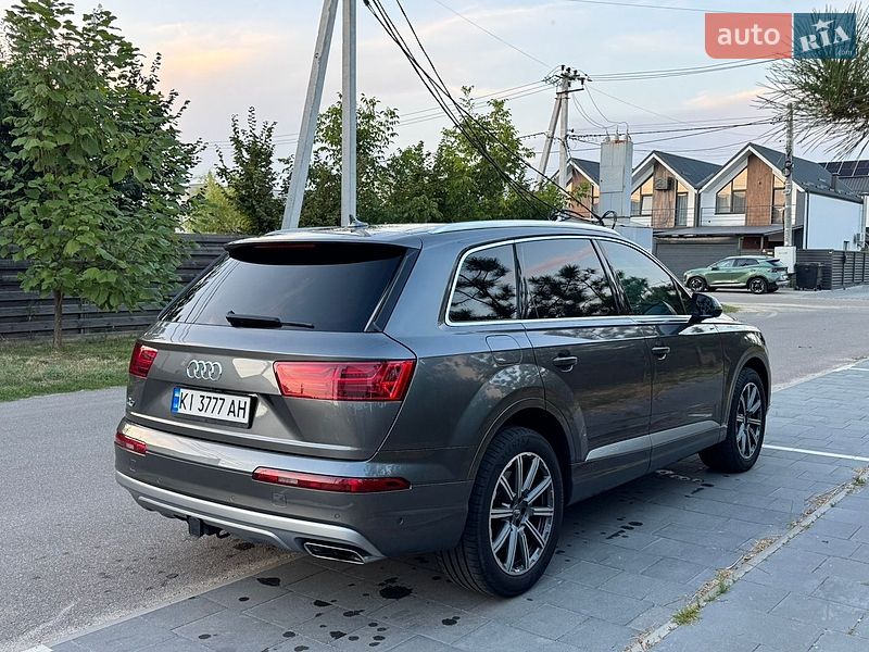 Внедорожник / Кроссовер Audi Q7 2018 в Киеве
