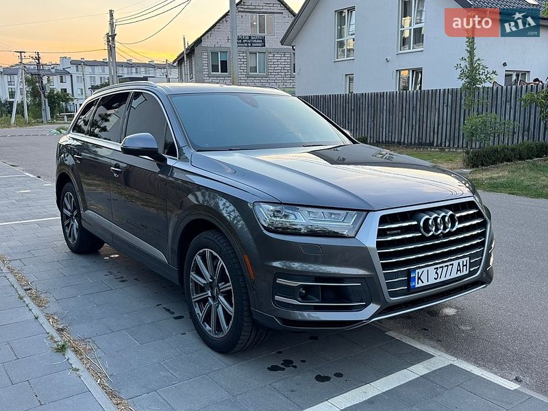 Внедорожник / Кроссовер Audi Q7 2018 в Киеве