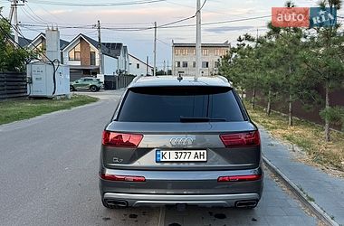 Внедорожник / Кроссовер Audi Q7 2018 в Киеве