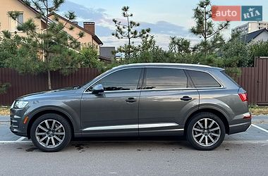 Внедорожник / Кроссовер Audi Q7 2018 в Киеве