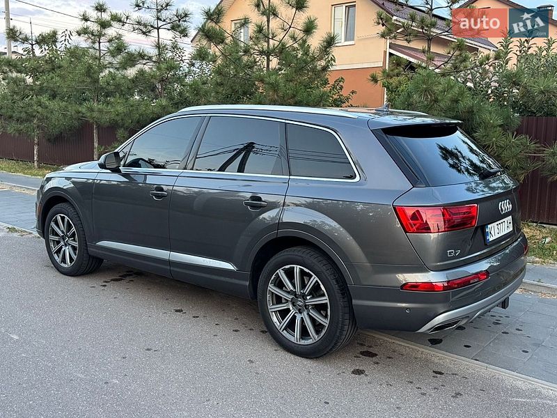 Внедорожник / Кроссовер Audi Q7 2018 в Киеве