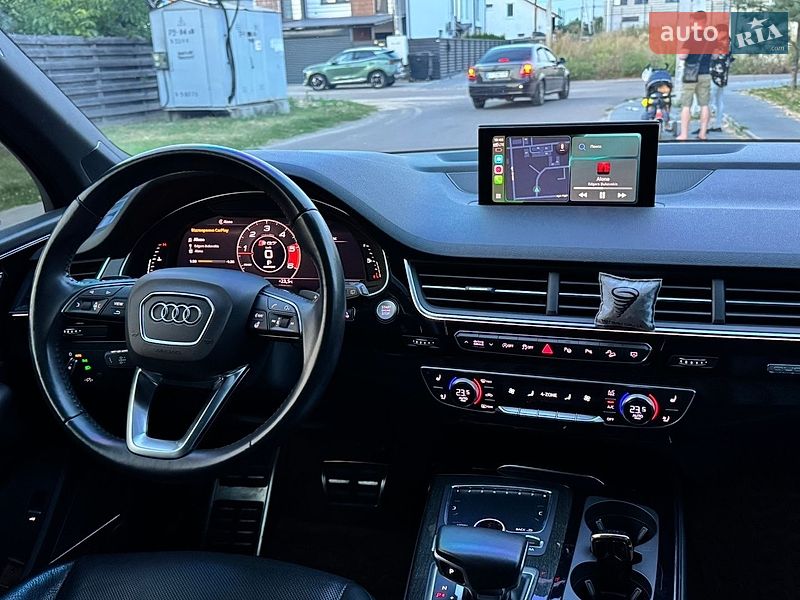 Внедорожник / Кроссовер Audi Q7 2018 в Киеве