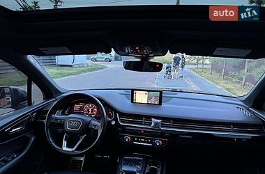 Внедорожник / Кроссовер Audi Q7 2018 в Киеве