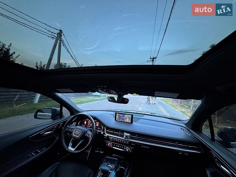 Внедорожник / Кроссовер Audi Q7 2018 в Киеве