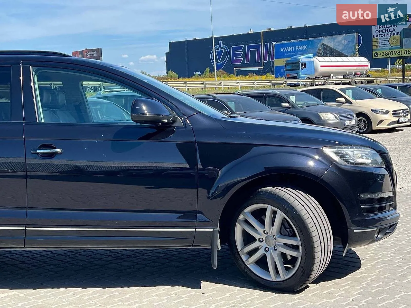 2011 Audi Q7 - мініатюра 11