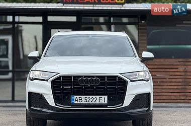 Внедорожник / Кроссовер Audi Q7 2019 в Киеве