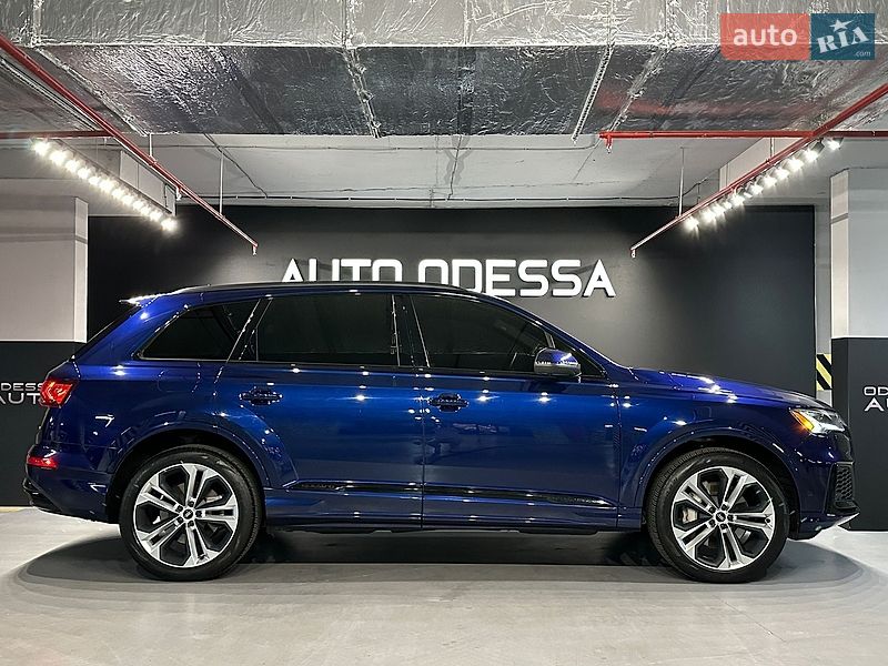 Позашляховик / Кросовер Audi Q7 2021 в Одесі