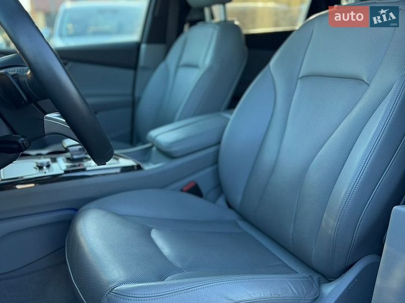 Позашляховик / Кросовер Audi Q7 2018 в Івано-Франківську