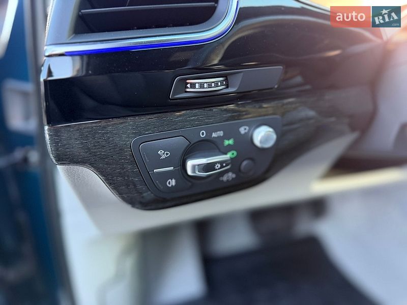 Позашляховик / Кросовер Audi Q7 2018 в Івано-Франківську
