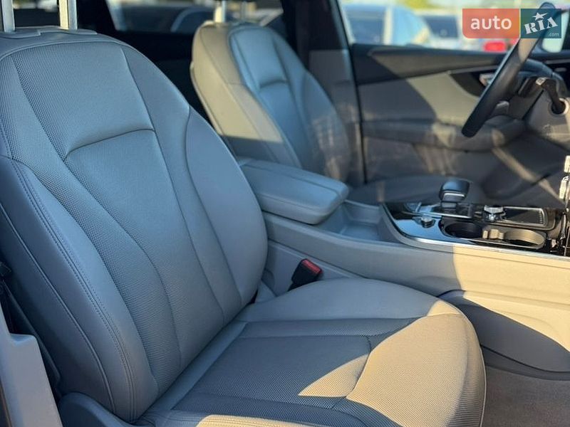 Позашляховик / Кросовер Audi Q7 2018 в Івано-Франківську