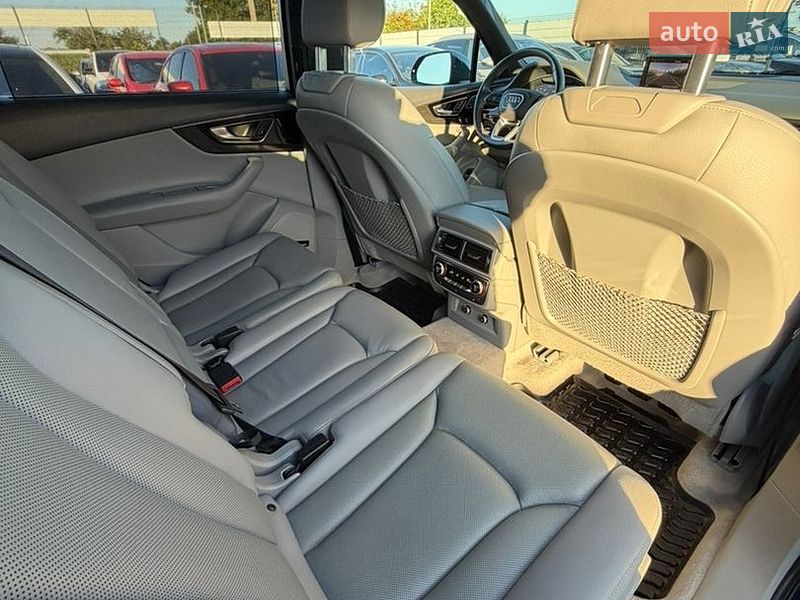 Позашляховик / Кросовер Audi Q7 2018 в Івано-Франківську