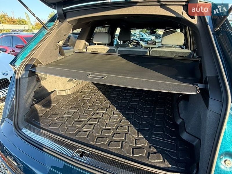 Позашляховик / Кросовер Audi Q7 2018 в Івано-Франківську