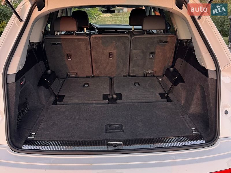Внедорожник / Кроссовер Audi Q7 2020 в Львове