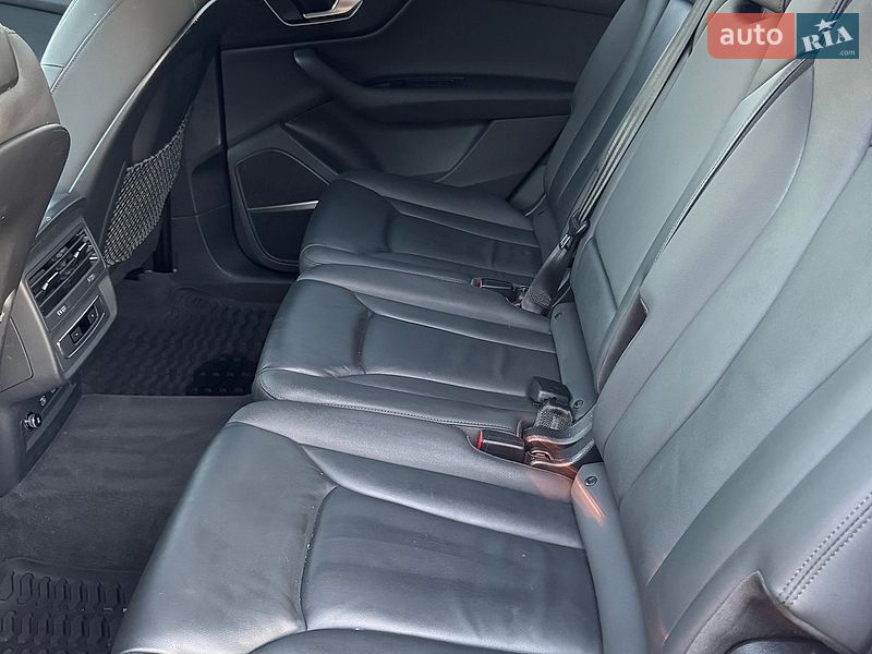 Внедорожник / Кроссовер Audi Q7 2020 в Львове