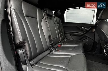 Внедорожник / Кроссовер Audi Q7 2016 в Белогородке