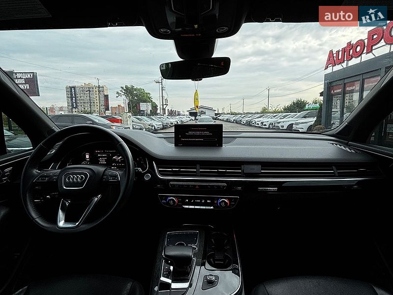 Внедорожник / Кроссовер Audi Q7 2016 в Белогородке