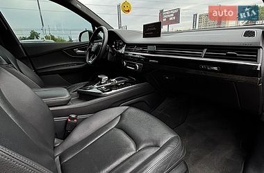 Внедорожник / Кроссовер Audi Q7 2016 в Белогородке
