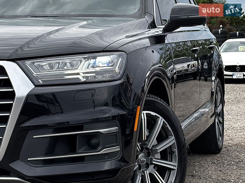Внедорожник / Кроссовер Audi Q7 2016 в Белогородке
