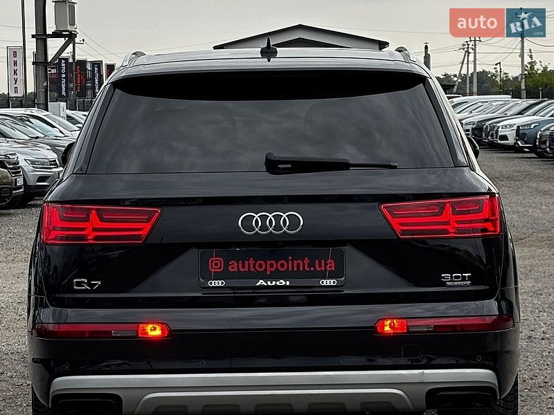 Внедорожник / Кроссовер Audi Q7 2016 в Белогородке