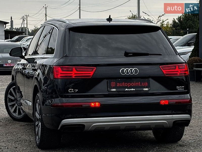 Внедорожник / Кроссовер Audi Q7 2016 в Белогородке