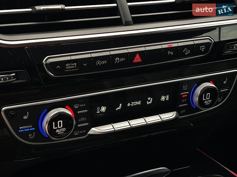 Внедорожник / Кроссовер Audi Q7 2016 в Белогородке