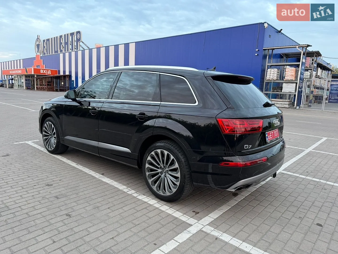 2017 Audi Q7 - мініатюра 8