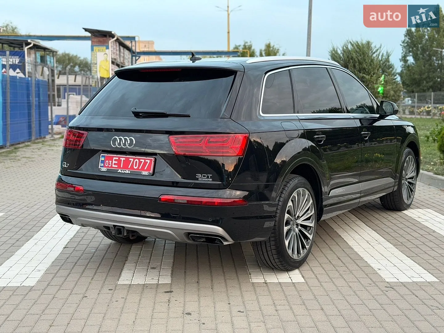 2017 Audi Q7 - мініатюра 12