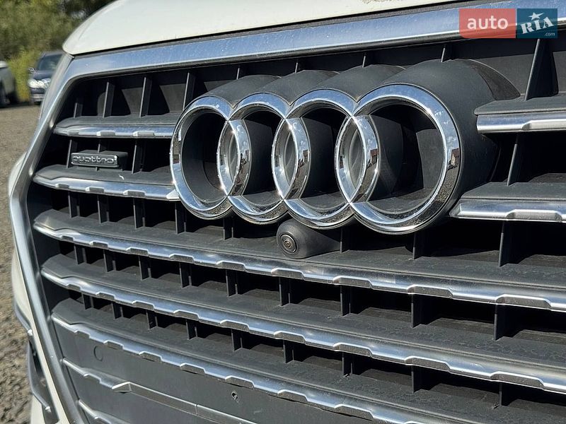 Внедорожник / Кроссовер Audi Q7 2016 в Луцке