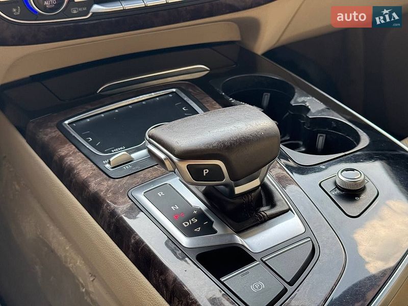 Внедорожник / Кроссовер Audi Q7 2016 в Луцке