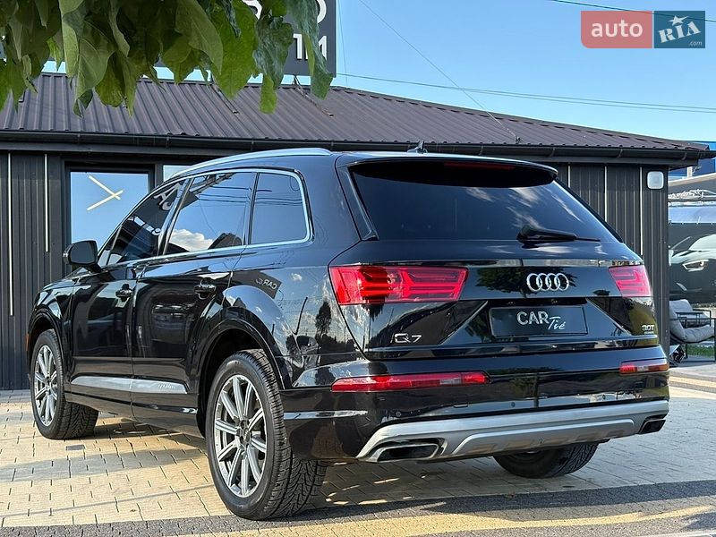 Внедорожник / Кроссовер Audi Q7 2016 в Львове