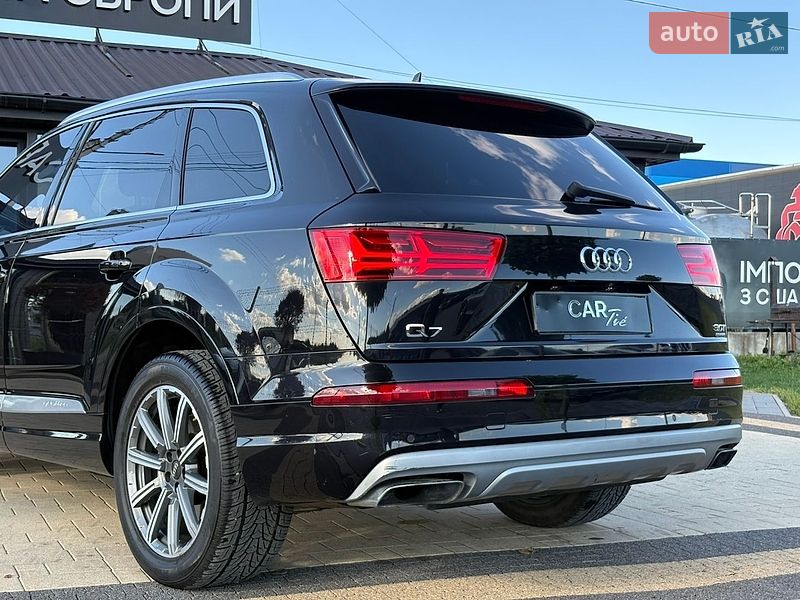 Внедорожник / Кроссовер Audi Q7 2016 в Львове