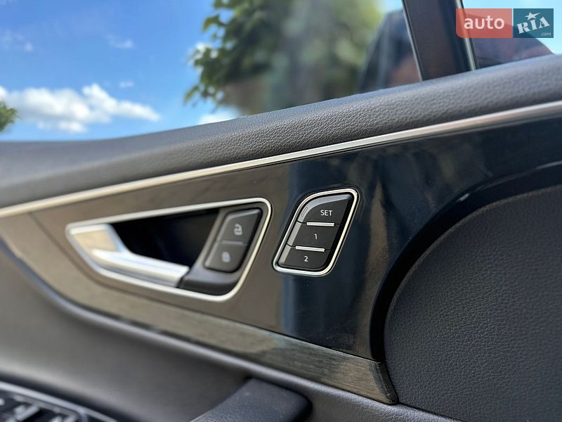 Внедорожник / Кроссовер Audi Q7 2016 в Львове
